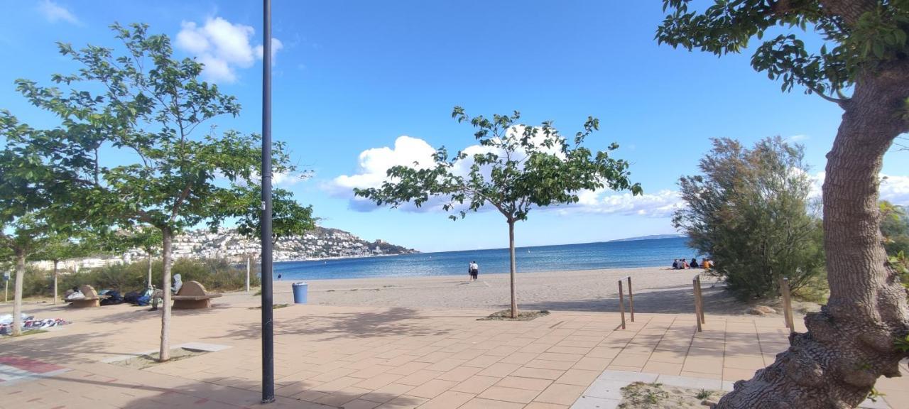 Apartament Castell Mar Roses Zewnętrze zdjęcie